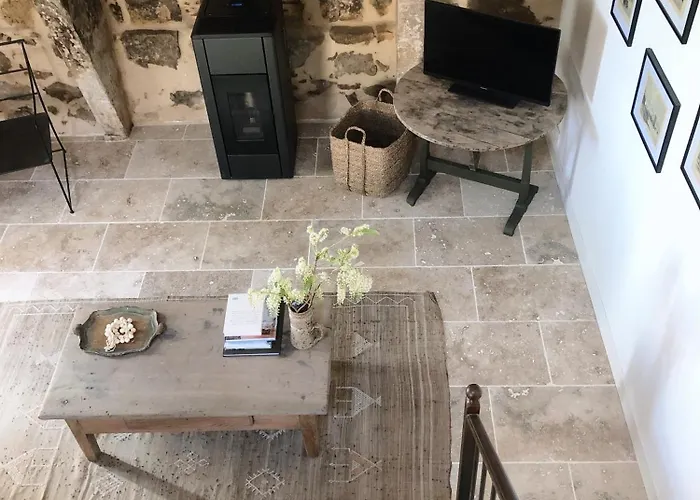 D'hotes Lou Viradis Bed & Breakfast