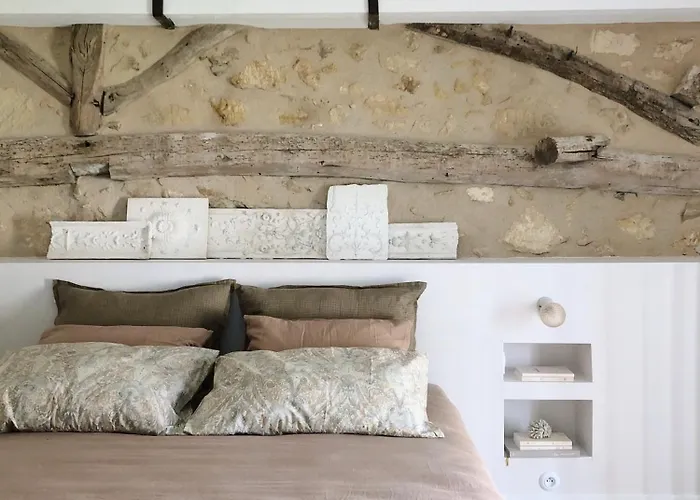 D'hotes Lou Viradis Bed & Breakfast 3*